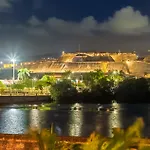 Casa Fales