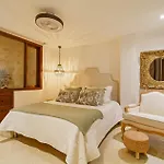 Casa Fales